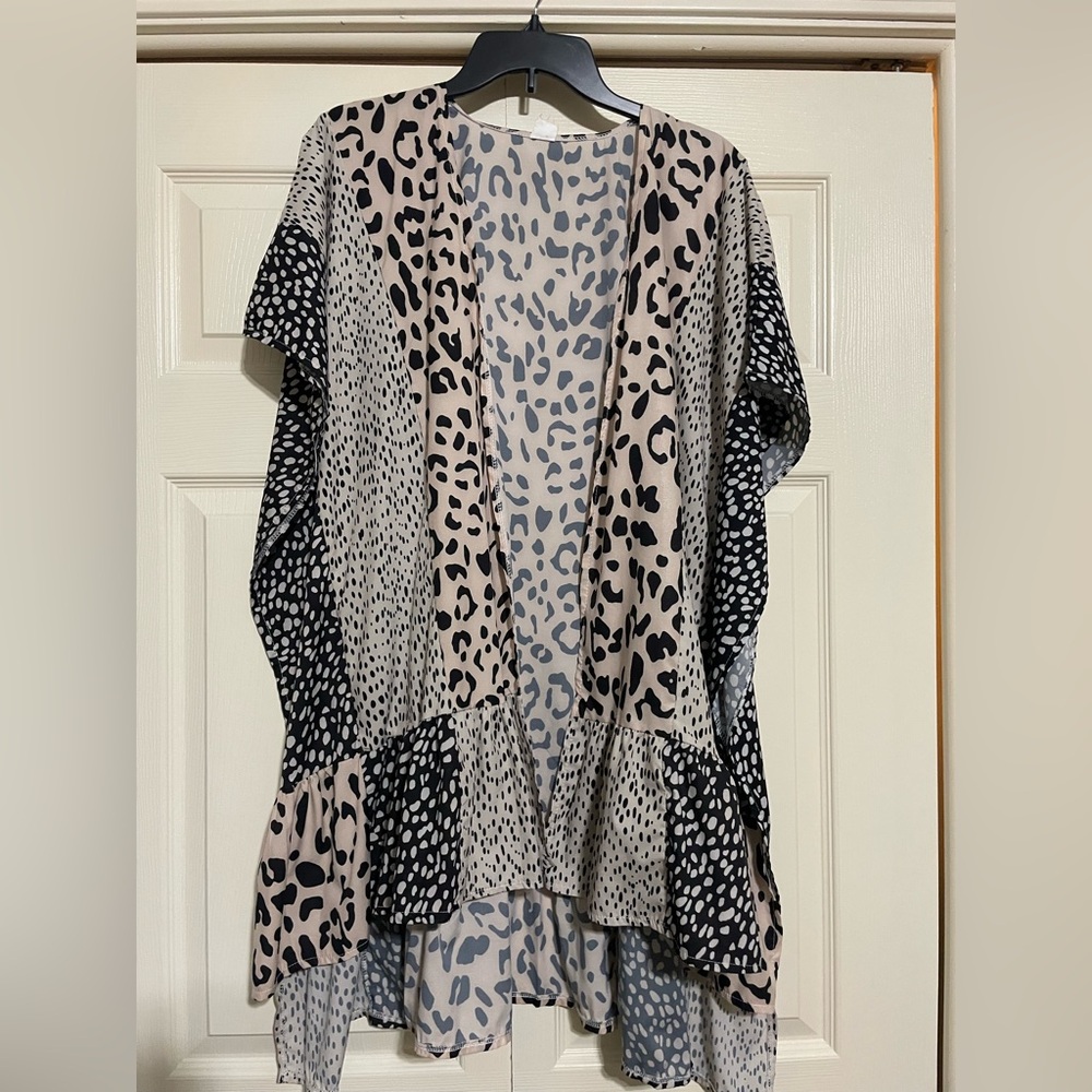 Leopard kimono